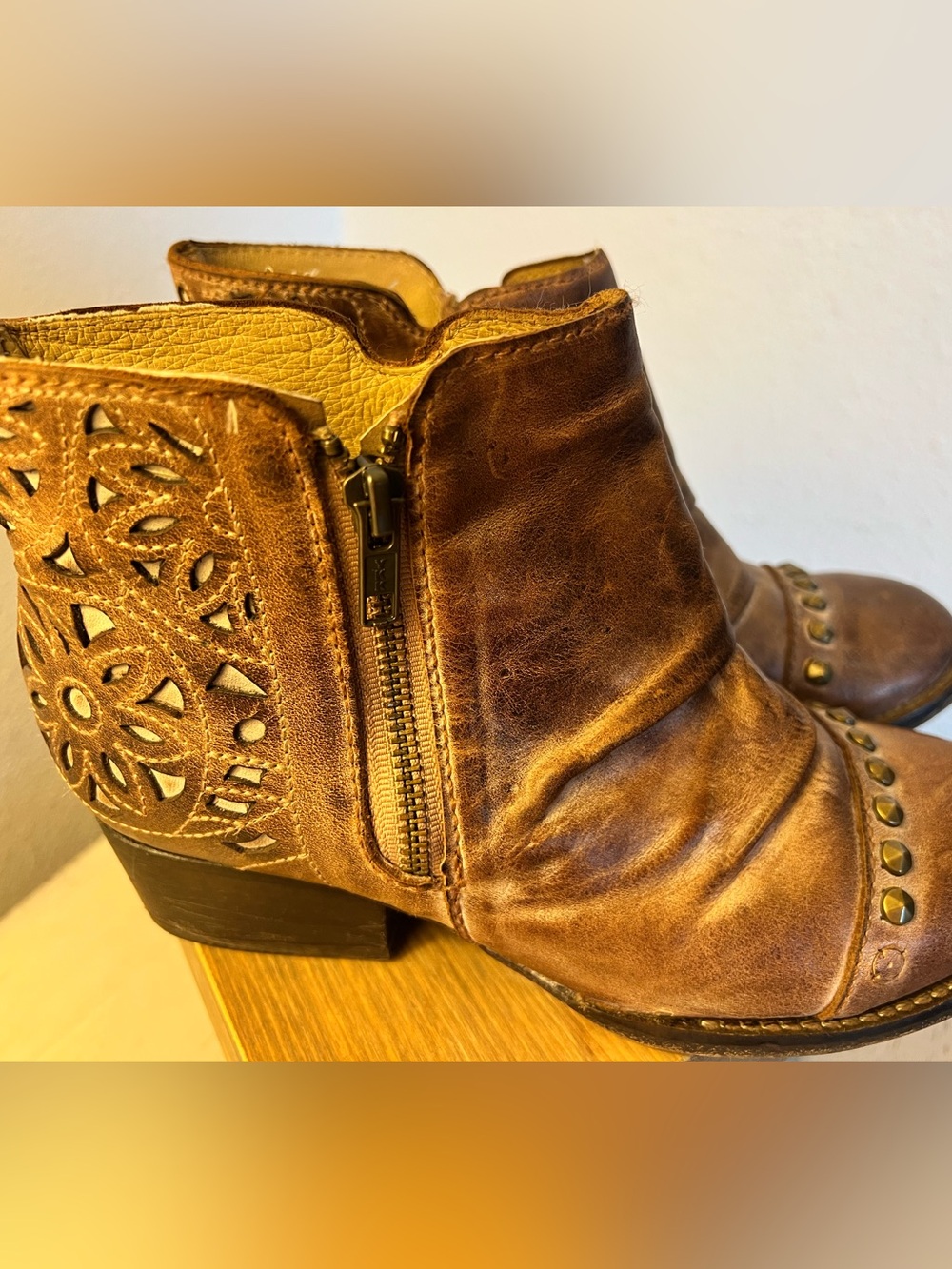 Ruth by Patron ankle boots studded leather cutouts sz 71/2 Mexico